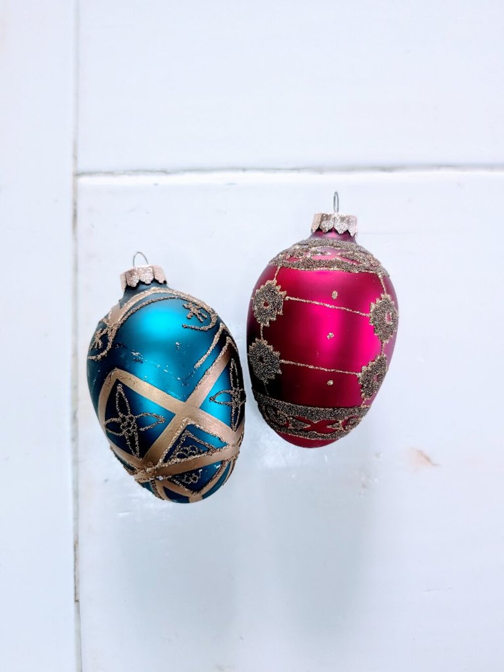 VTG Set of 2 Rauch Glass Christmas Ornaments Egg Baubles Blue Red Gold Glitter